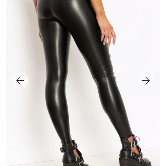 Blackmilk Traveller Purple Lace Up HW Leggings- Limited - Picture 3 of 5